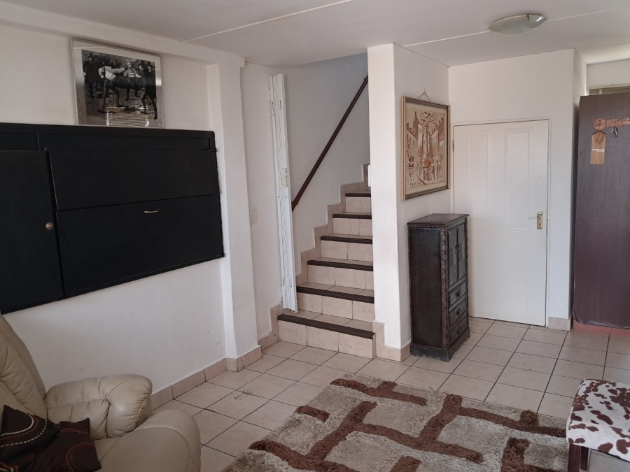 2 Bedroom Property for Sale in Admirals Park Western Cape